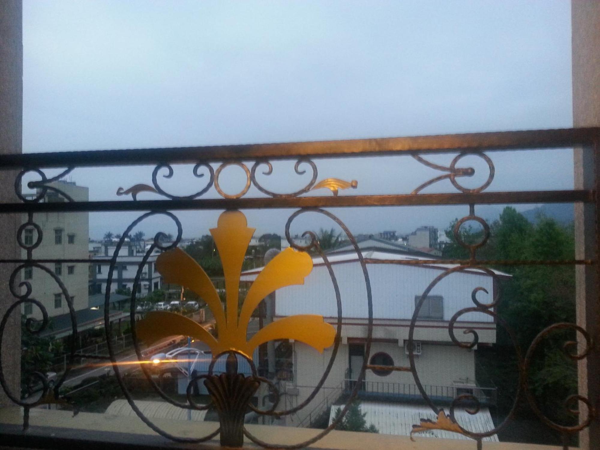 Money B&B Hualien Buitenkant foto