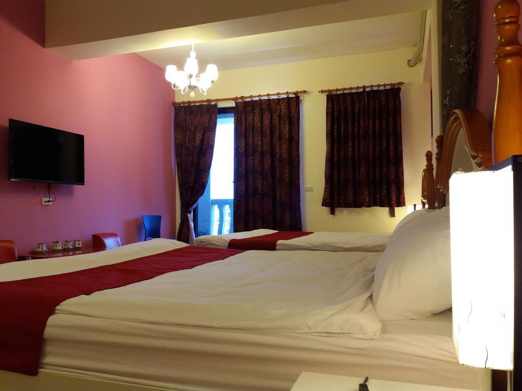 Money B&B Hualien Buitenkant foto